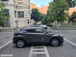 Gri Utilizat 2021 Toyota C-HR Team SUV | 25.000 EUR (Puțin scump)