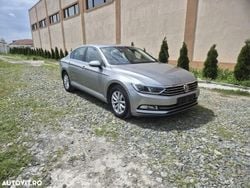 Gri Utilizat 2017 VW Passat Comfortline Berlinǎ | 12.990 EUR (Preț OK)