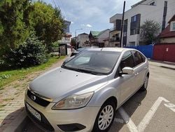 Culoaregri Utilizat 2008 Ford Focus Ambiente Hatchback | 2.100 EUR (Preț bun)
