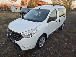 Culoarealb Utilizat 2016 Dacia Dokker Lauréate Monovolum | 6.500 EUR (Preț OK)