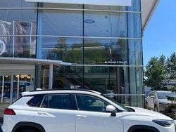 Culoarealb Utilizat 2024 Toyota Corolla Cross SUV | 30.468 EUR (Preț bun)