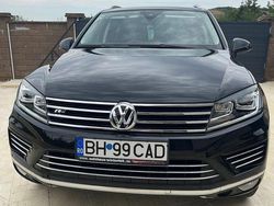 Culoarenegru Utilizat 2016 VW Touareg Terrain Tech SUV | 18.300 EUR (Preț bun)