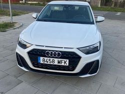 Culoarealb Utilizat 2023 Audi A1 Sportback S-Line Hatchback | 19.490 EUR (Puțin scump)