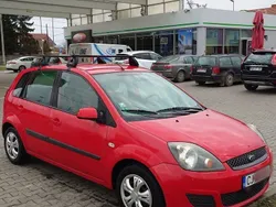 Rosu Utilizat 2006 Ford Fiesta Trend Hatchback | 1.800 EUR (Preț OK)