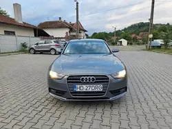 Utilizat 2012 Audi A4 Berlinǎ | 5.990 EUR (Preț bun)