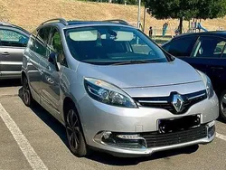 Gri Utilizat 2014 Renault Scénic III Bose Edition Monovolum | 4.990 EUR (Preț bun)