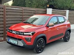 Portocaliu Utilizat 2025 Dacia Spring Extreme Hatchback | 15.600 EUR (Scump)