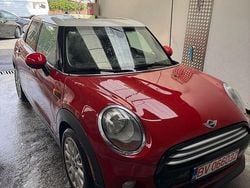 Culoarerosu Utilizat 2015 Mini Cooper Hatchback | 12.999 EUR (Super Preț)