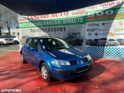 Albastru Utilizat 2005 Renault Mégane II Hatchback | 2.199 EUR