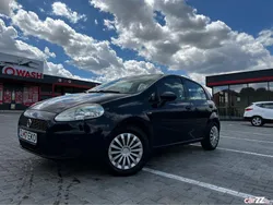 Albastru Utilizat 2008 Fiat Grande Punto Hatchback | 1.749 EUR