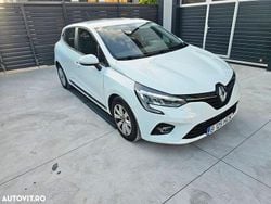 Culoarealb Utilizat 2020 Renault Clio V Business Hatchback | 8.499 EUR (Preț bun)