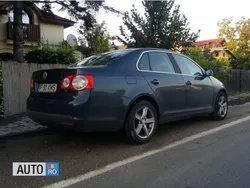 Albastru Utilizat 2007 VW Jetta Berlinǎ | 4.650 EUR (Puțin scump)