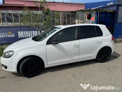 Utilizat 2011 VW Golf VI Berlinǎ | 3.990 EUR (Preț bun)