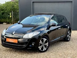 Negru Utilizat 2011 Renault Mégane III Bose Edition Berlinǎ | 4.600 EUR (Preț OK)