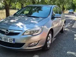 Utilizat 2010 Opel Astra Hatchback | 2.199 EUR (Preț bun)