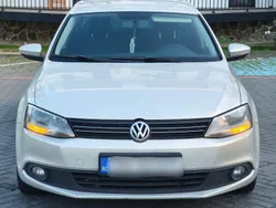 Culoaregalbeuriu Utilizat 2012 VW Jetta Comfortline Berlinǎ | 4.500 EUR (Preț bun)