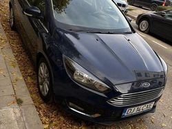 Culoarealbastru Utilizat 2016 Ford Focus Hatchback | 6.500 EUR (Super Preț)