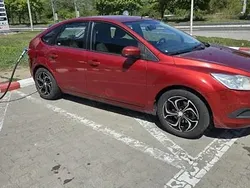 Rosu Utilizat 2008 Ford Focus Hatchback | 2.500 EUR (Preț OK)