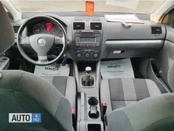 Gri Utilizat 2007 VW Golf VI Berlinǎ | 3.899 EUR (Puțin scump)