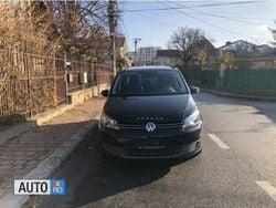 Negru Utilizat 2012 VW Touran Monovolum | 5.990 EUR (Preț OK)