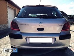 Gri Utilizat 2004 Peugeot 307 Hatchback | 2.000 EUR