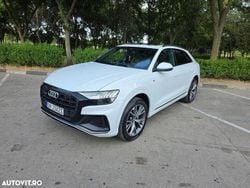 Culoarealb Utilizat 2018 Audi Q8 Business SUV | 44.500 EUR (Puțin scump)