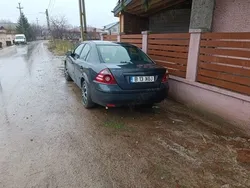 Utilizat 2006 Ford Mondeo Berlinǎ | 1.000 EUR