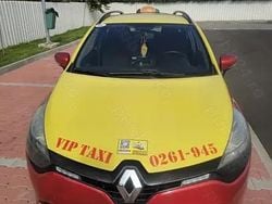 Utilizat 2015 Renault Clio GrandTour Break | 6.250 EUR (Scump)