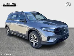 Gri Utilizat 2024 Mercedes EQB300 SUV | 45.220 EUR (Preț bun)