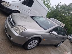 Utilizat 2005 Opel Vectra | 999 EUR