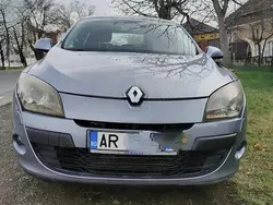 Gri Utilizat 2010 Renault Mégane III Hatchback | 3.100 EUR (Preț OK)