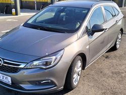 Culoareverde Utilizat 2019 Opel Astra Innovation Break | 7.800 EUR (Preț bun)