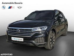 Culoarenegru Utilizat 2023 VW Touareg Style SUV | 55.999 EUR (Preț OK)