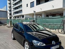 Culoarenegru Utilizat 2014 VW Golf VII Highline | 8.200 EUR (Scump)
