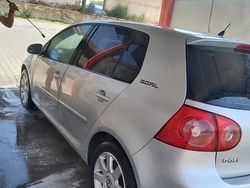 Utilizat 2006 VW Golf V Hatchback | 2.300 EUR (Preț OK)