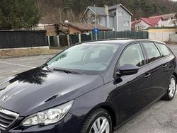 Culoarealbastru Utilizat 2015 Peugeot 308 Active Break | 7.100 EUR (Preț OK)