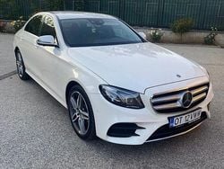 Culoarealb Utilizat 2019 Mercedes E220 Berlinǎ | 23.990 EUR (Preț bun)