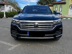 Culoarenegru Utilizat 2021 VW Touareg Elegance SUV | 50.900 EUR (Preț bun)