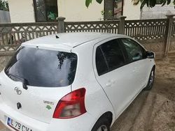 Utilizat 2009 Toyota Yaris Berlinǎ | 3.500 EUR (Scump)