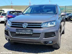Gri Utilizat 2012 VW Touareg SUV | 11.999 EUR (Preț OK)