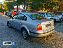 Argintiu Utilizat 2003 VW Passat Berlinǎ | 1.799 EUR (Preț bun)