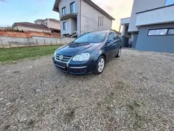 Utilizat 2009 VW Jetta Berlinǎ | 3.750 EUR (Preț OK)