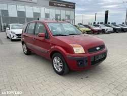 Rosu Utilizat 2007 Ford Fusion Monovolum | 1.701 EUR (Preț bun)