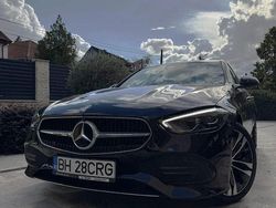 Culoarenegru Utilizat 2024 Mercedes C220 Avantgarde Berlinǎ | 39.900 EUR (Scump)