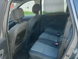 Utilizat 2013 Renault Grand Scénic III Monovolum | 4.750 EUR (Preț OK)