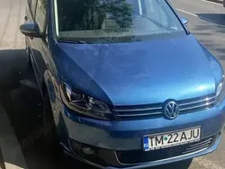 Albastru Utilizat 2015 VW Touran Monovolum | 10.500 EUR (Preț bun)