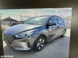 Gri Utilizat 2017 Hyundai Ioniq Style Berlinǎ | 13.500 EUR