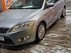 Utilizat 2007 Ford Mondeo Berlinǎ | 1.800 EUR