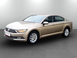 Culoaregalbeuriu Utilizat 2016 VW Passat Comfortline Berlinǎ | 11.750 EUR (Super Preț)