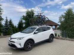Alb Utilizat 2016 Toyota RAV4 SUV | 14.500 EUR (Preț OK)